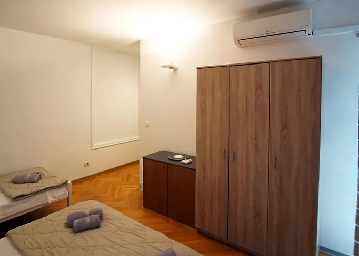 아파트 Kvaternikova - Pool, Grill, 4 Bedrooms, 3 Bathrooms 스플리트