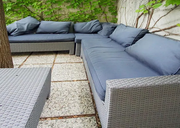 Kvaternikova - Pool, Grill, 4 Bedrooms, 3 Bathrooms 아파트