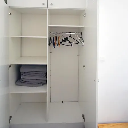 Kvaternikova - Pool, Grill, 4 Bedrooms, 3 Bathrooms Lejlighed