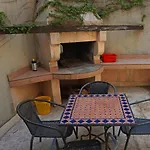 Kvaternikova - Pool, Grill, 4 Bedrooms, 3 Bathrooms