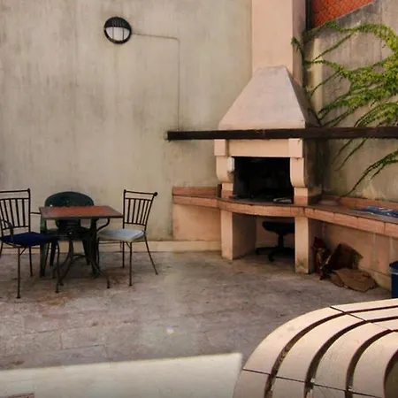 Apartmán Kvaternikova - Pool, Grill, 4 Bedrooms, 3 Bathrooms *