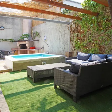 Kvaternikova - Pool, Grill, 4 Bedrooms, 3 Bathrooms 斯普利特