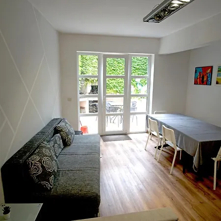 Kvaternikova - Pool, Grill, 4 Bedrooms, 3 Bathrooms Lejlighed