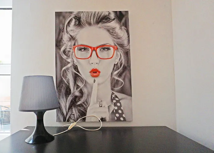 Apartment Kvaternikova - Pool, Grill, 4 Bedrooms, 3 Bathrooms *